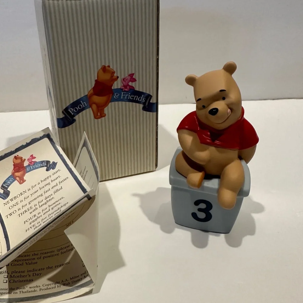 Vintage Disney Pooh And Friends Collectible Porcelain Figurine